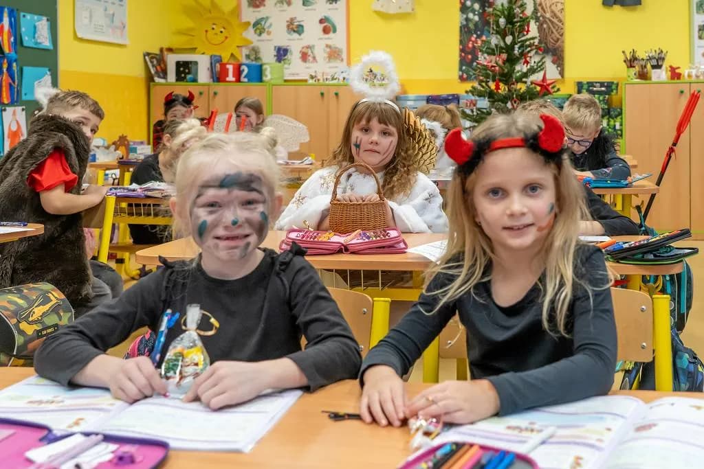 Fotografie z článku: Mikulášská tradice v naší škole
