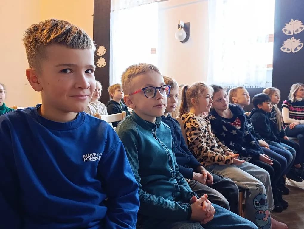 Fotografie z článku: Vánoční představení s Pomněnkou, Rubínkou a hafínkem Culínkem