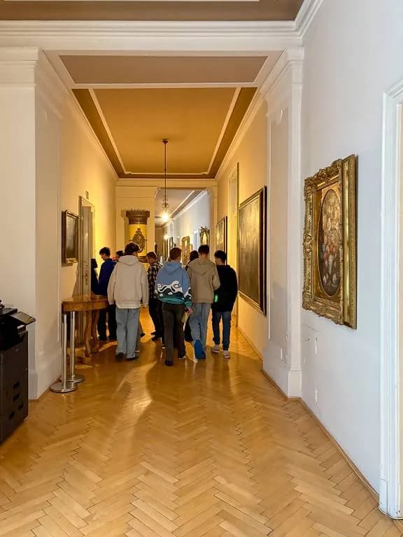 Fotografie z článku: Arcibiskupský palác v kostce