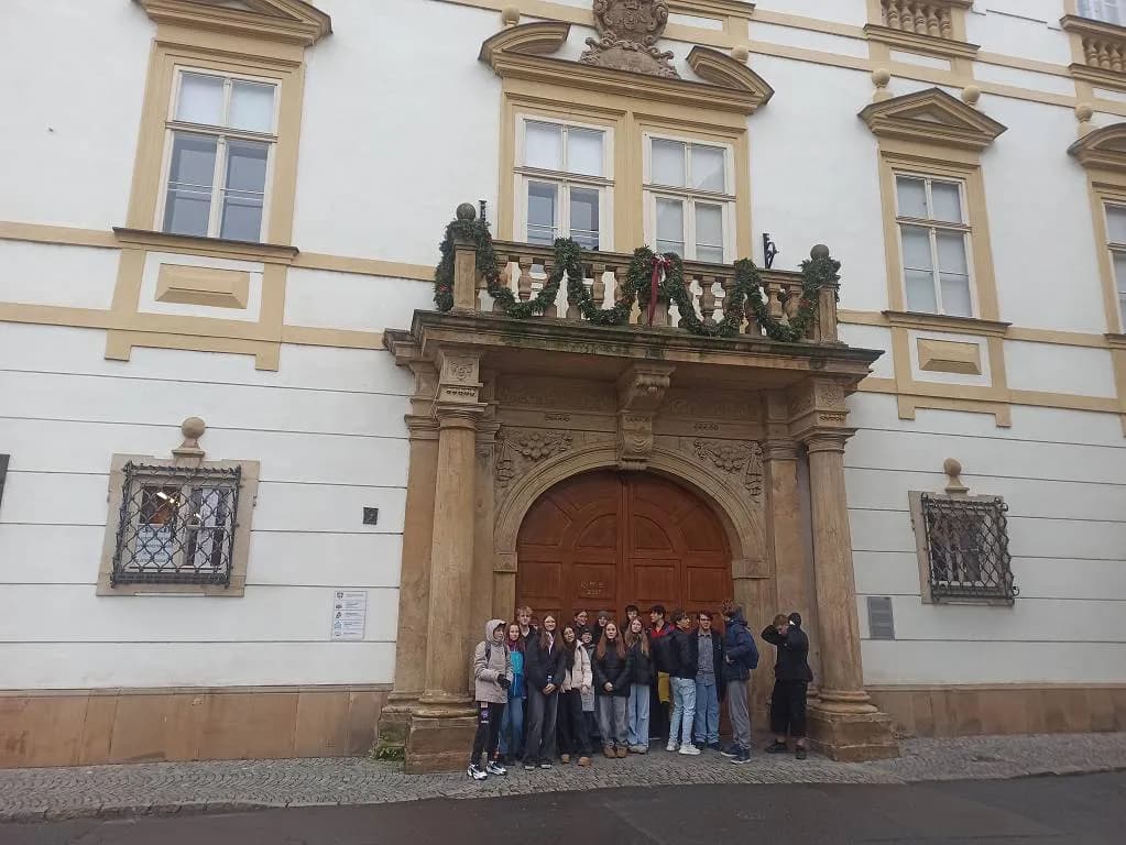 Fotografie z článku: Arcibiskupský palác v kostce