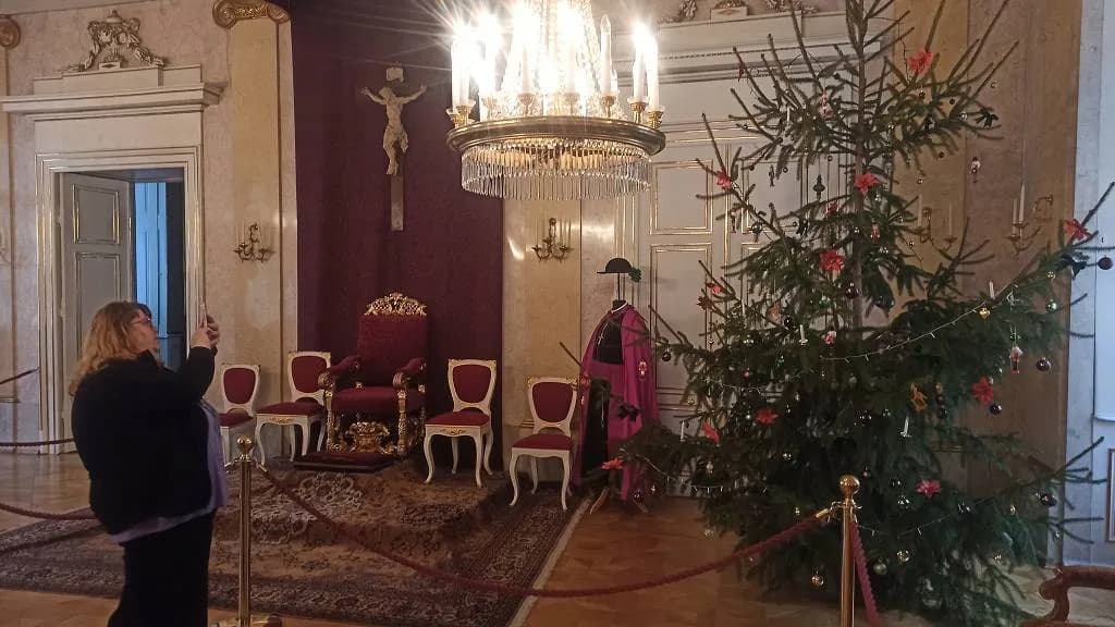 Fotografie z článku: Arcibiskupský palác v kostce