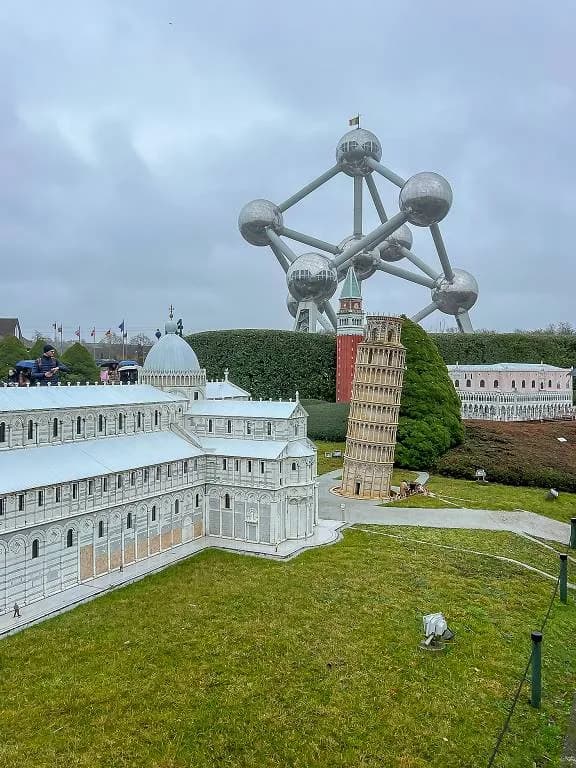 Fotografie z článku: Brusel a stará dobrá Anglie – výlet, na který se nezapomíná