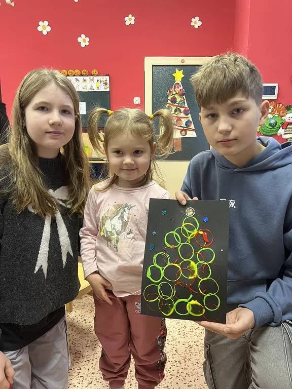 Fotografie z článku: Vánoční setkání šesťáků a Koťátek