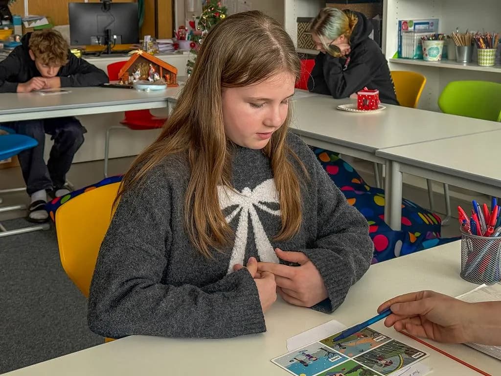 Fotografie z článku: Školní kolo Olympiády v anglickém jazyce
