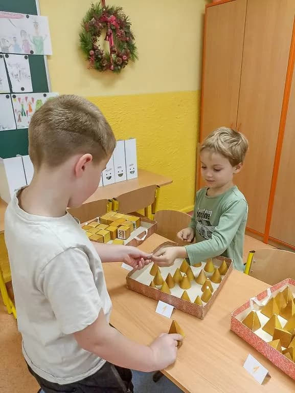 Fotografie z článku: Učení hrou v I. A v prosinci a lednu