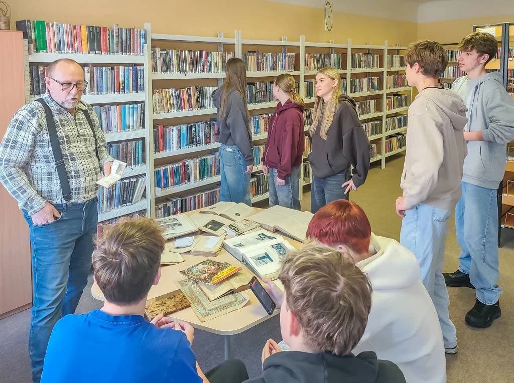Fotografie z článku: Projektové hodiny v knihovně