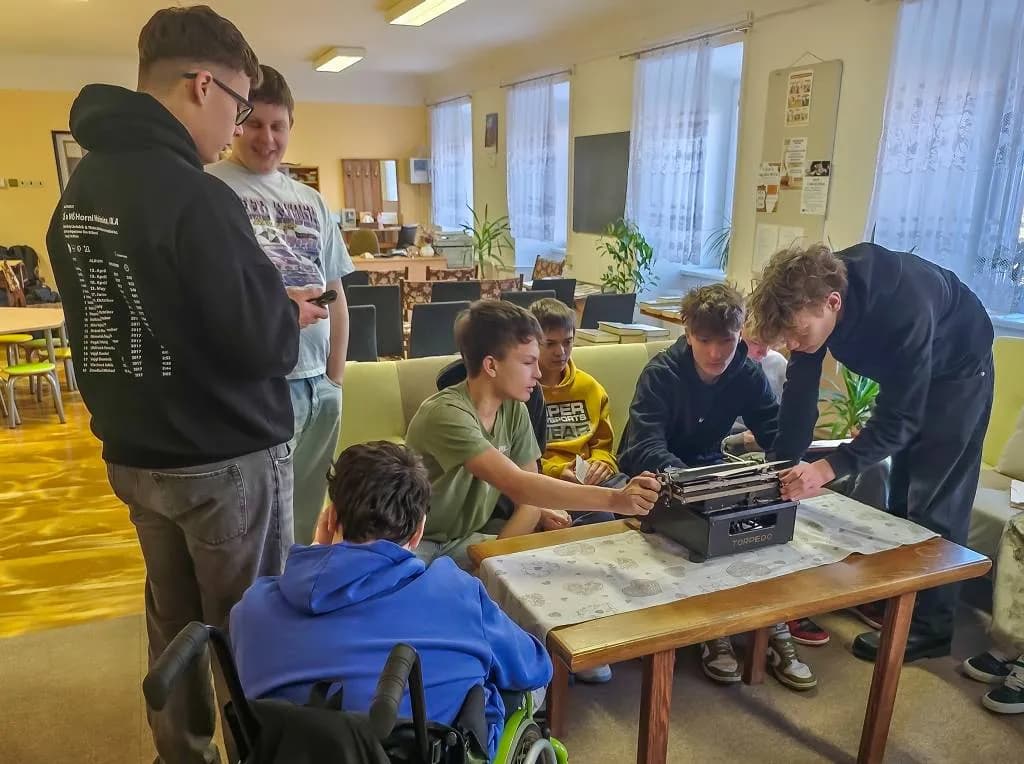 Fotografie z článku: Projektové hodiny v knihovně