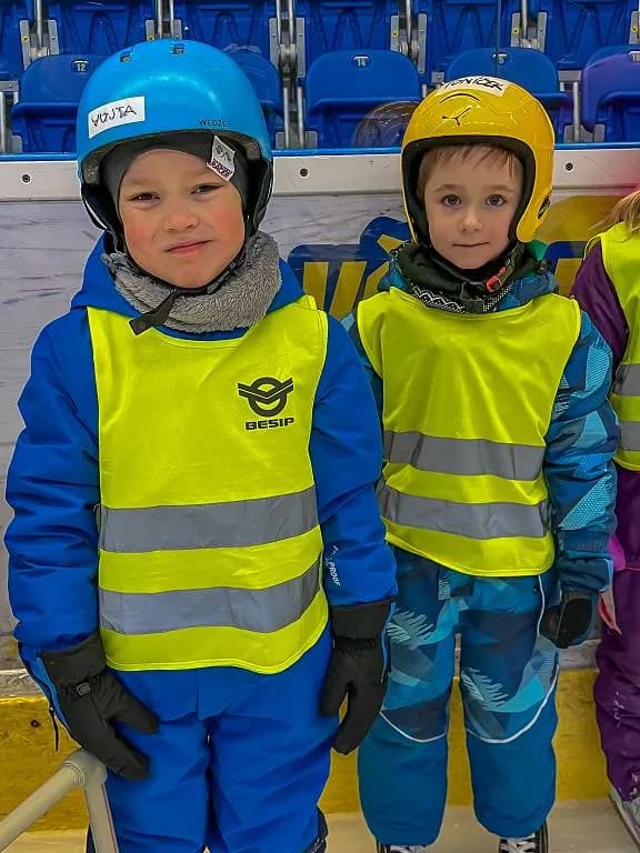 Fotografie z článku: ⛸️ Bruslení Včeliček a Berušek
