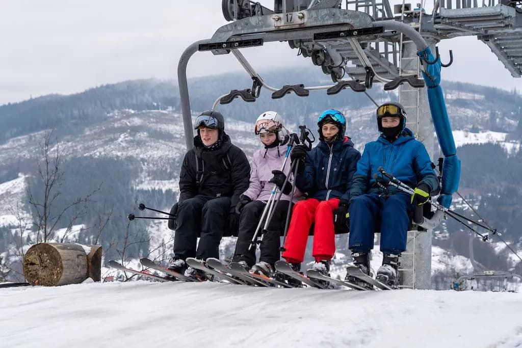 Fotografie z článku: Lyžařský a snowboardový zájezd