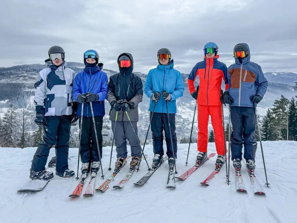 Fotografie z článku: Lyžařský a snowboardový zájezd