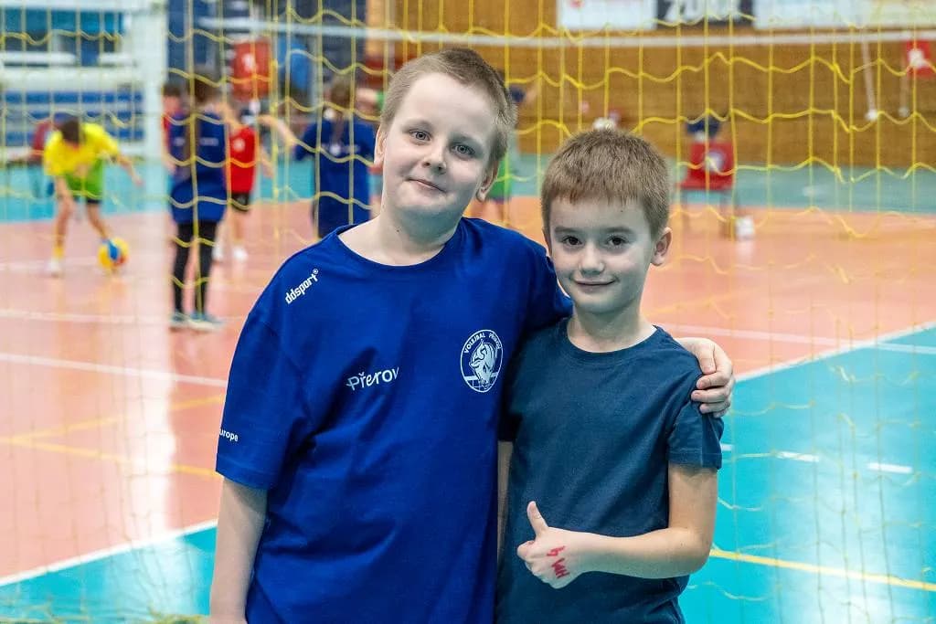 Fotografie z článku: Barevný volejbal