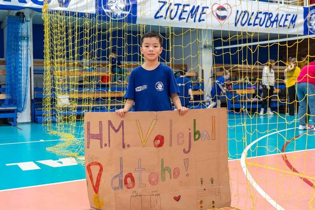 Fotografie z článku: Barevný volejbal