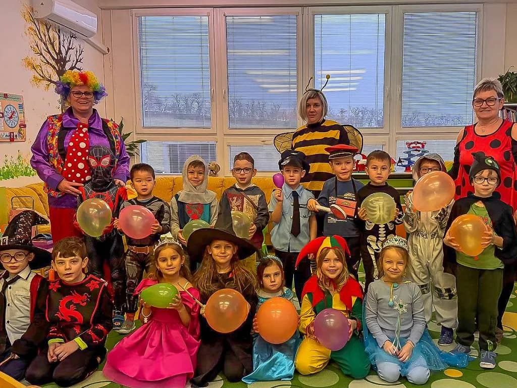 Fotografie z článku: Karneval u Berušek a Včeliček