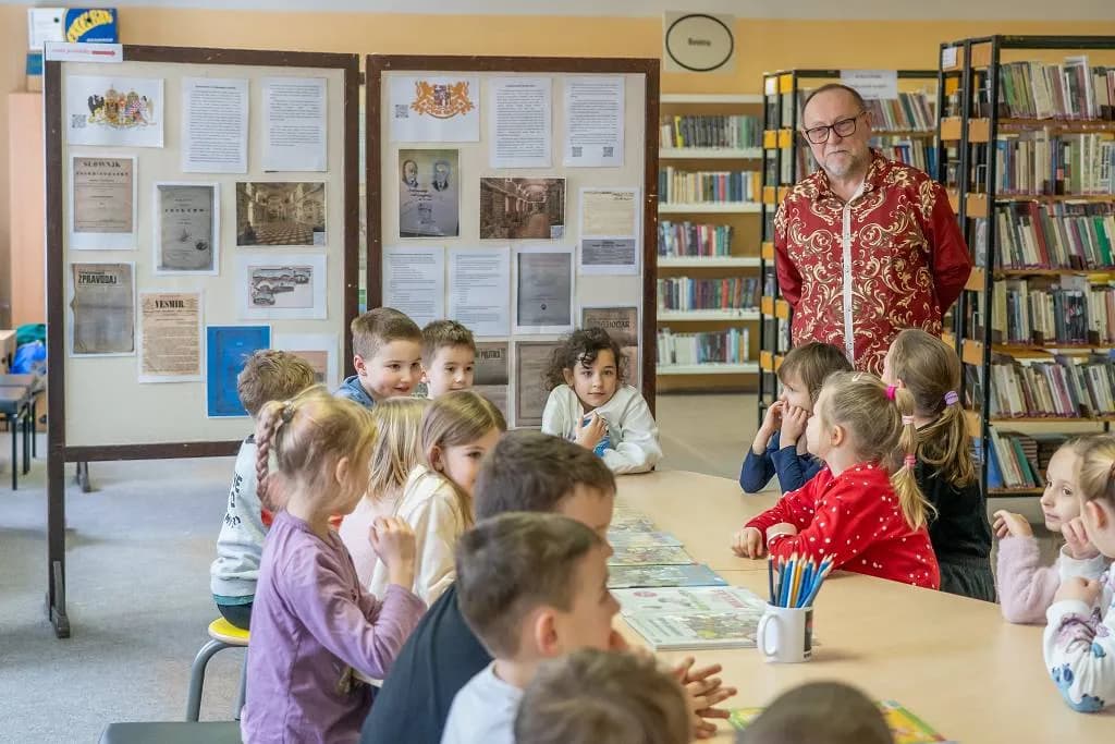Fotografie z článku: Už umíme číst, tak vzhůru do knihovny!