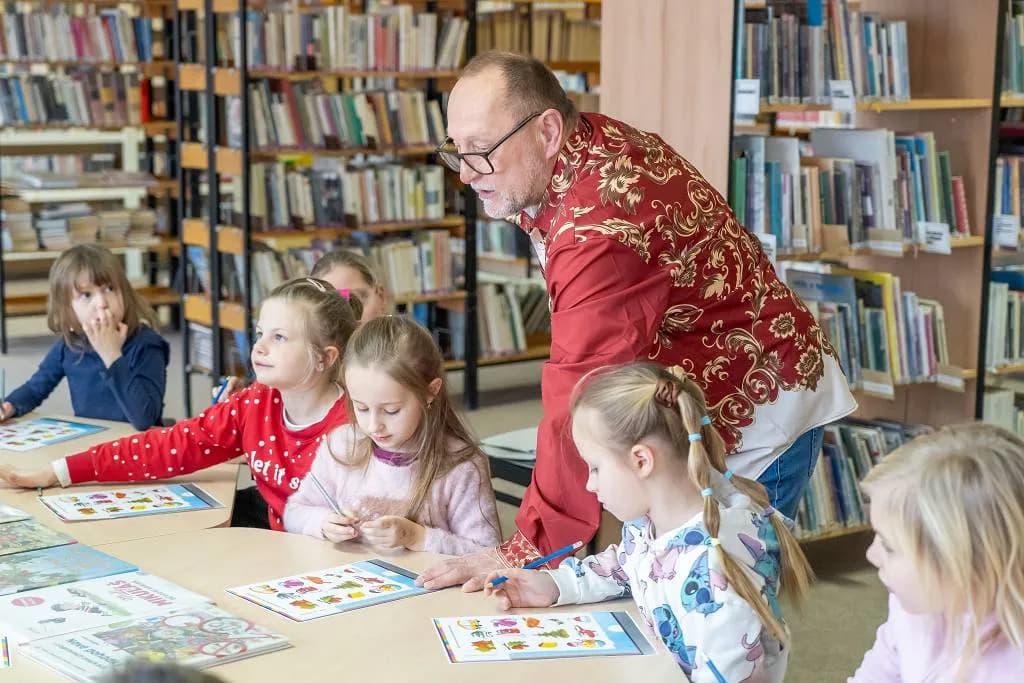 Fotografie z článku: Už umíme číst, tak vzhůru do knihovny!