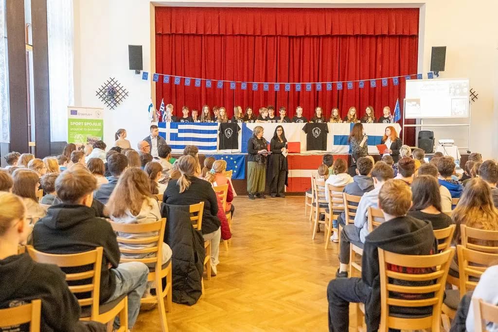 Fotografie z článku: Tisková konference podruhé