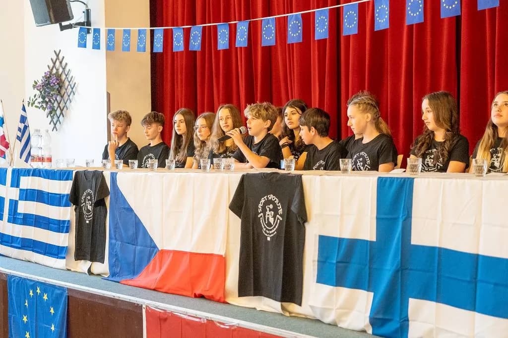 Fotografie z článku: Tisková konference podruhé