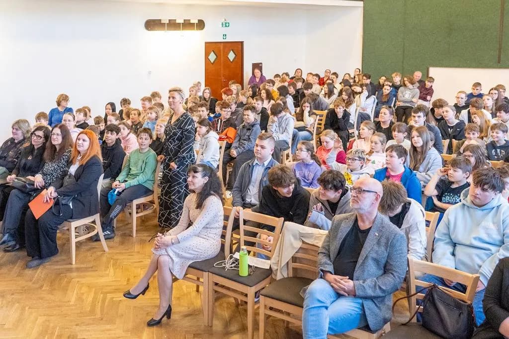 Fotografie z článku: Tisková konference podruhé