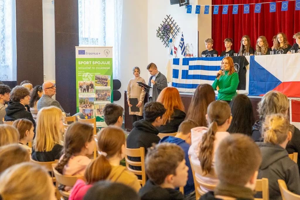 Fotografie z článku: Tisková konference podruhé