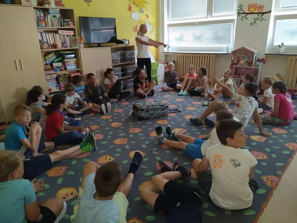Fotografie z článku: Přívesnický tábor -  „Letem světem"