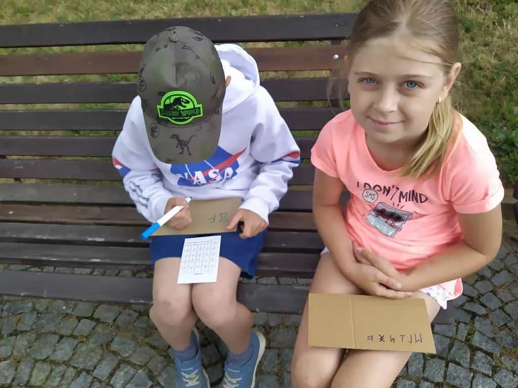 Fotografie z článku: Přívesnický tábor -  „Letem světem"