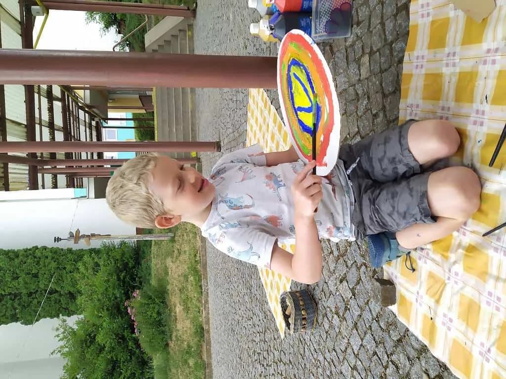 Fotografie z článku: Přívesnický tábor -  „Letem světem"