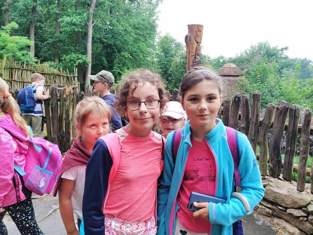Fotografie z článku: Přívesnický tábor -  „Letem světem"