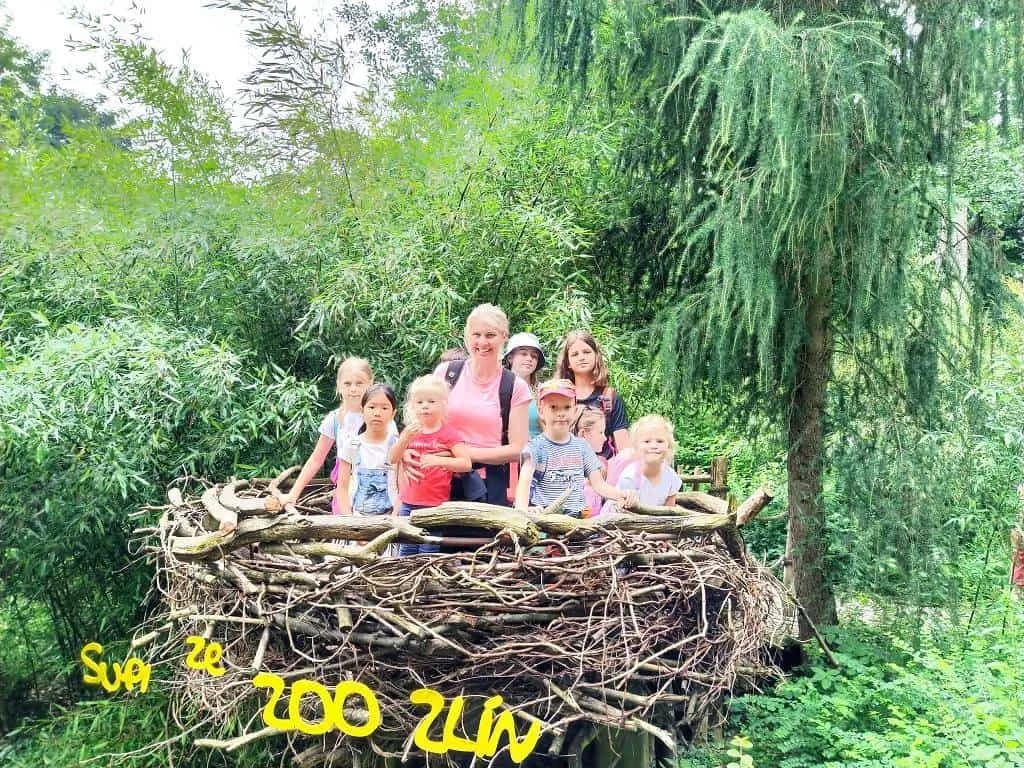 Fotografie z článku: Přívesnický tábor -  „Letem světem"