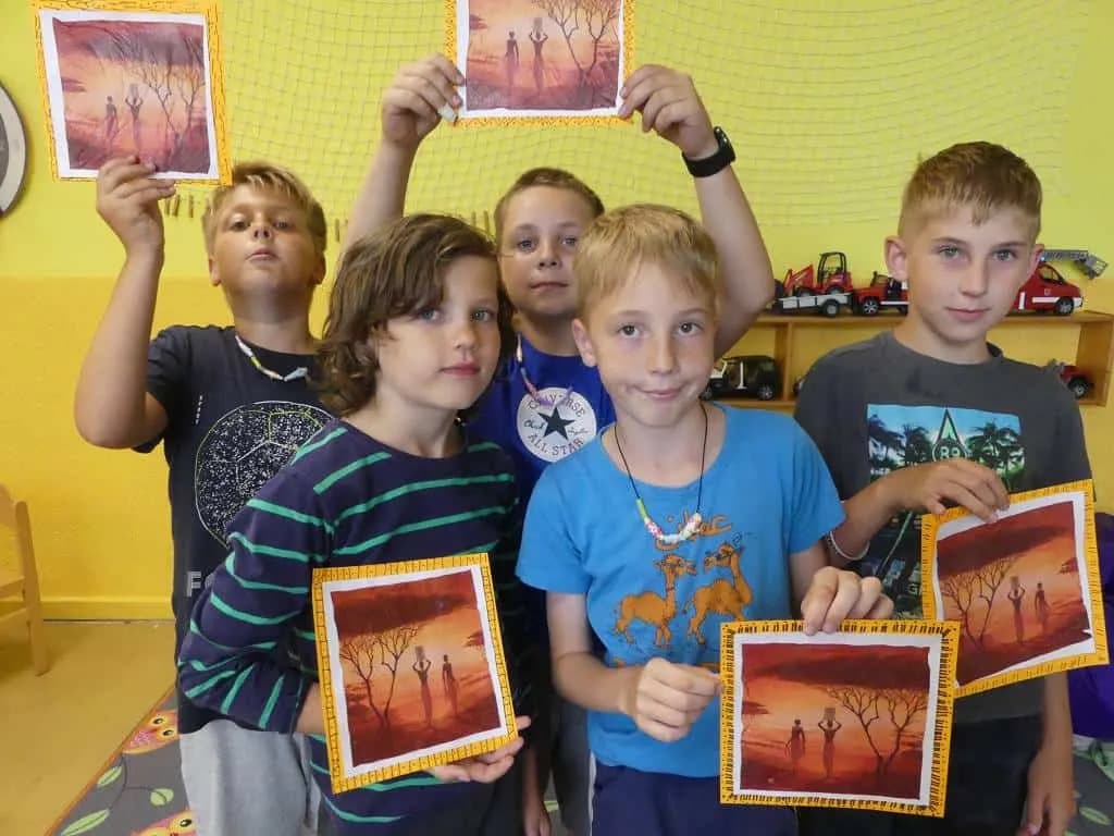 Fotografie z článku: Přívesnický tábor -  „Letem světem"