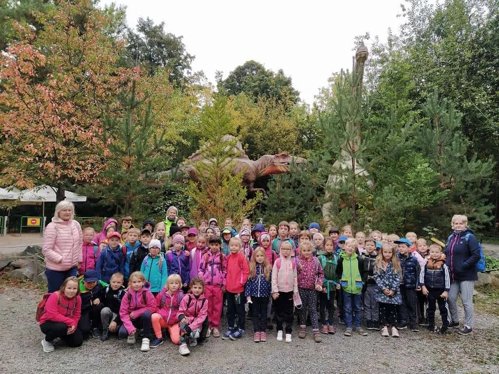 Fotografie z článku: 1.-3. třída v Dinoparku ve Vyškově