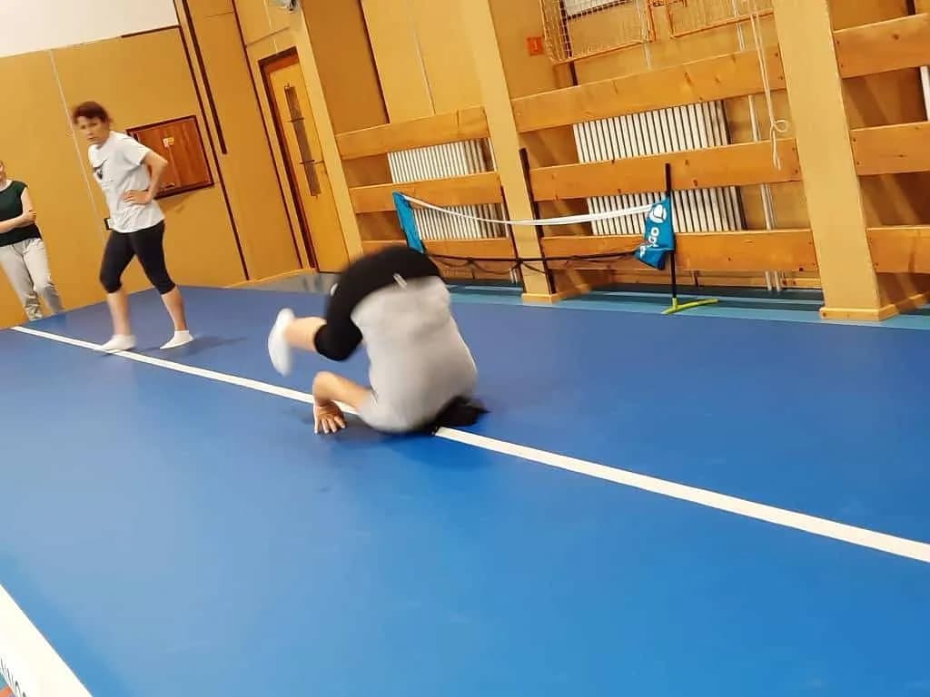 Fotografie z článku: Cvičení na airtracku