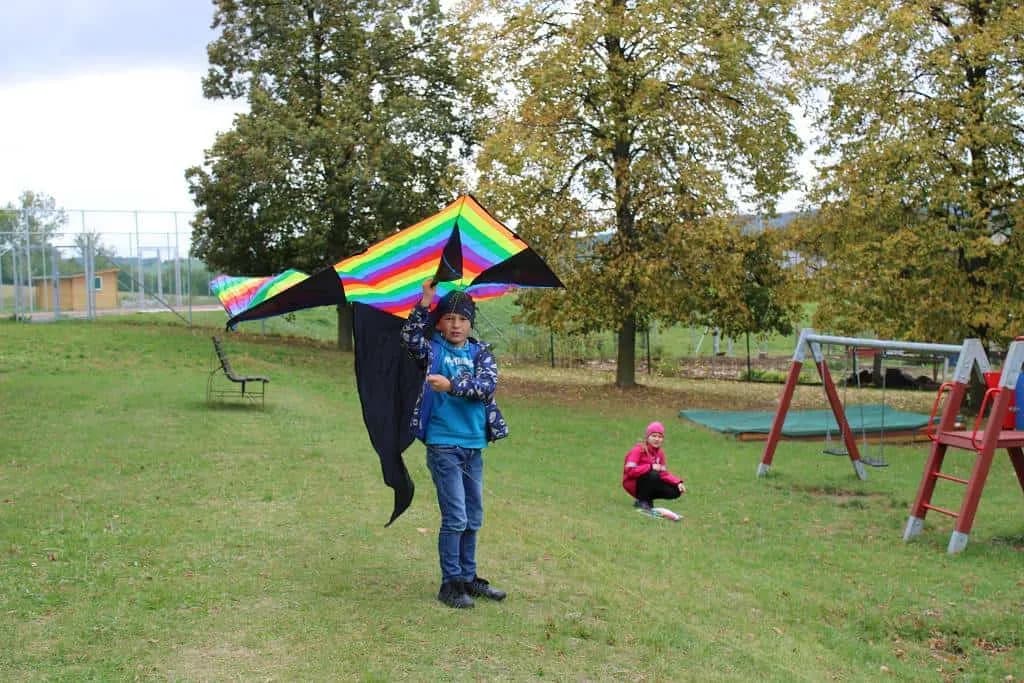 Fotografie z článku: Drakiáda - všechna oddělení školní družiny