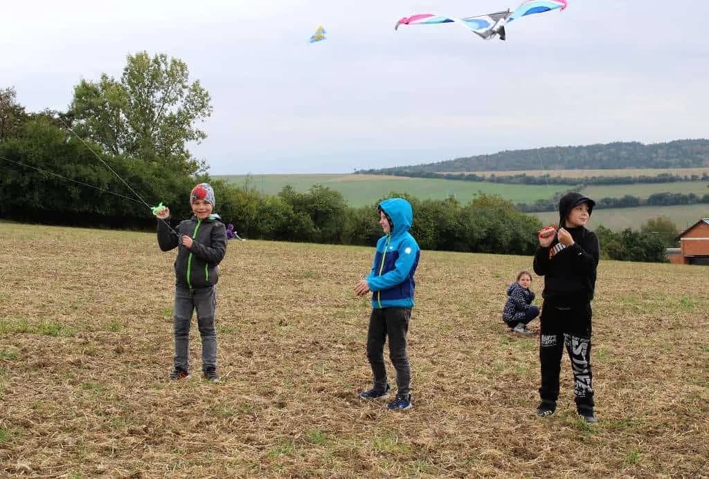 Fotografie z článku: Drakiáda - všechna oddělení školní družiny