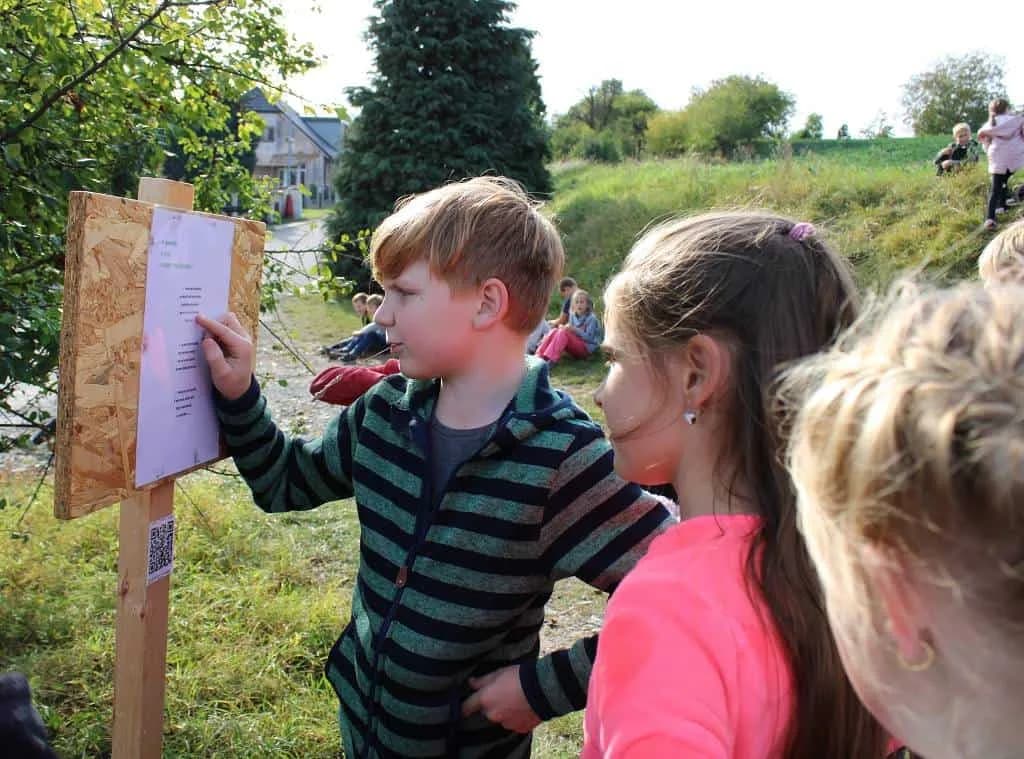 Fotografie z článku: Podzimní stezka přírodou - Smajlíci a Veverky ŠD