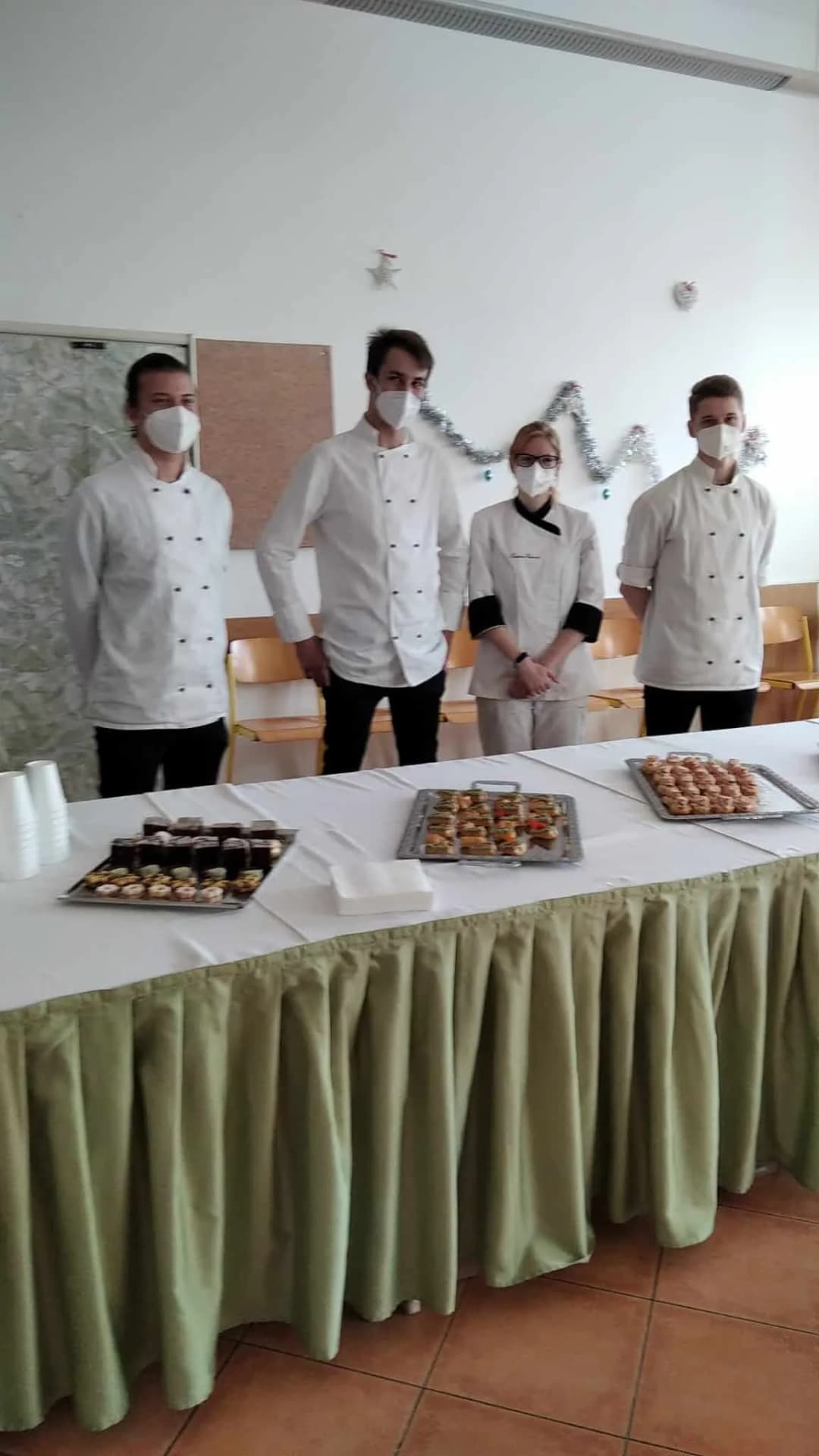 Fotografie z článku: Scholaris a exkurze na SŠ gastronomie a služeb