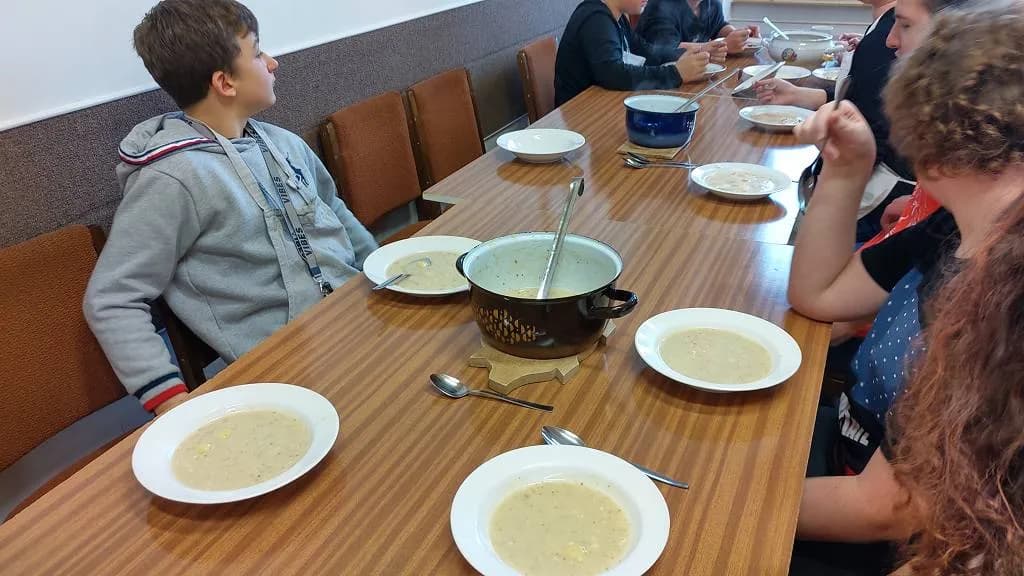 Fotografie z článku: Příprava pokrmů - polévka