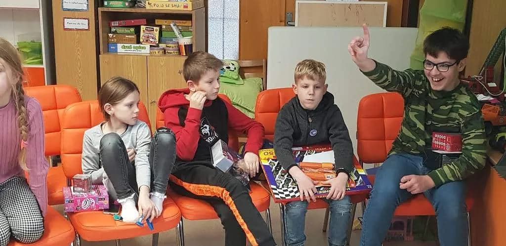 Fotografie z článku: Vánoční nadělování u Veverek