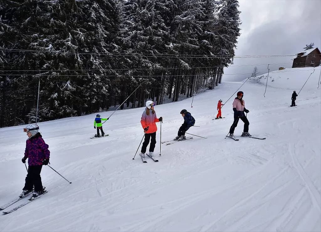 Fotografie z článku: Lyžařský a snowboardový zájezd