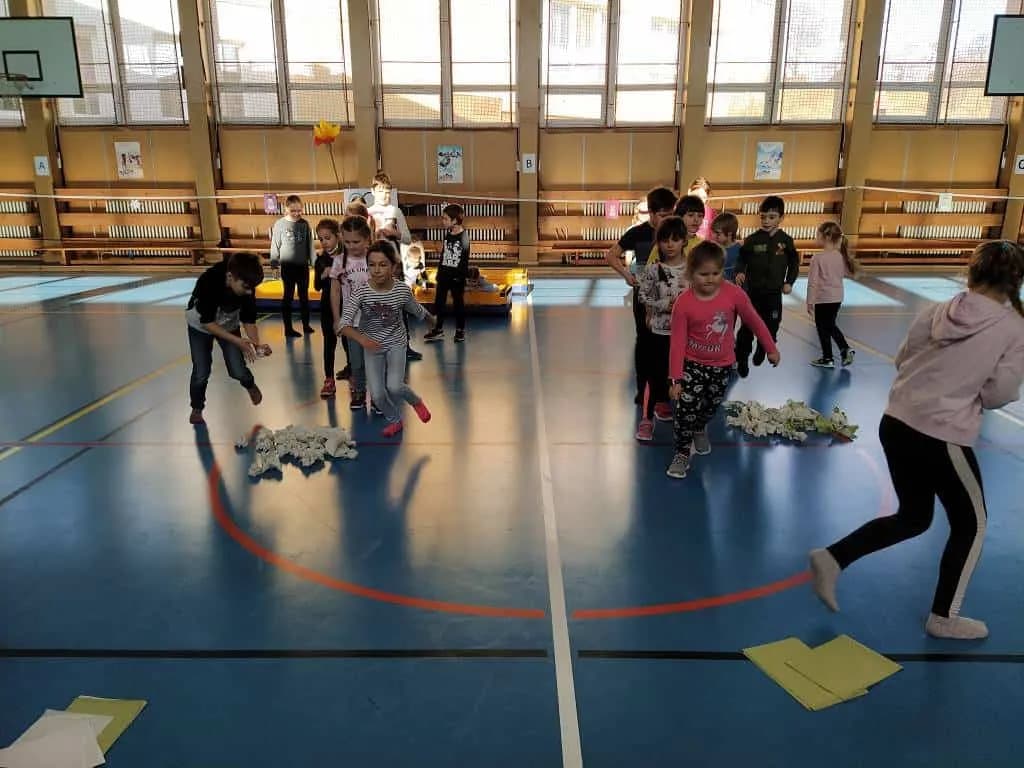 Fotografie z článku: Olympijské hry - ŠD Sovičky a Veverky