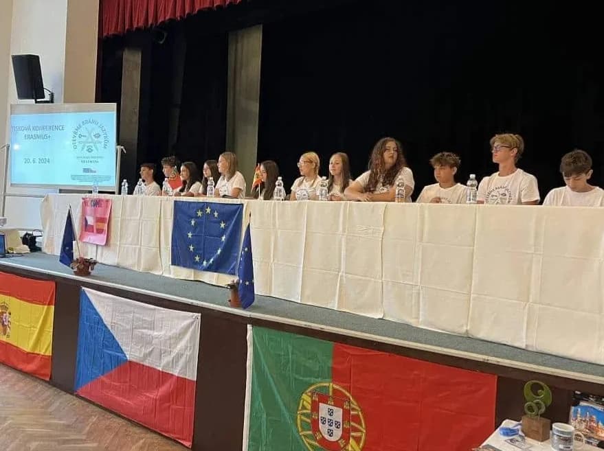 Tisková konference k projektu Erasmus +