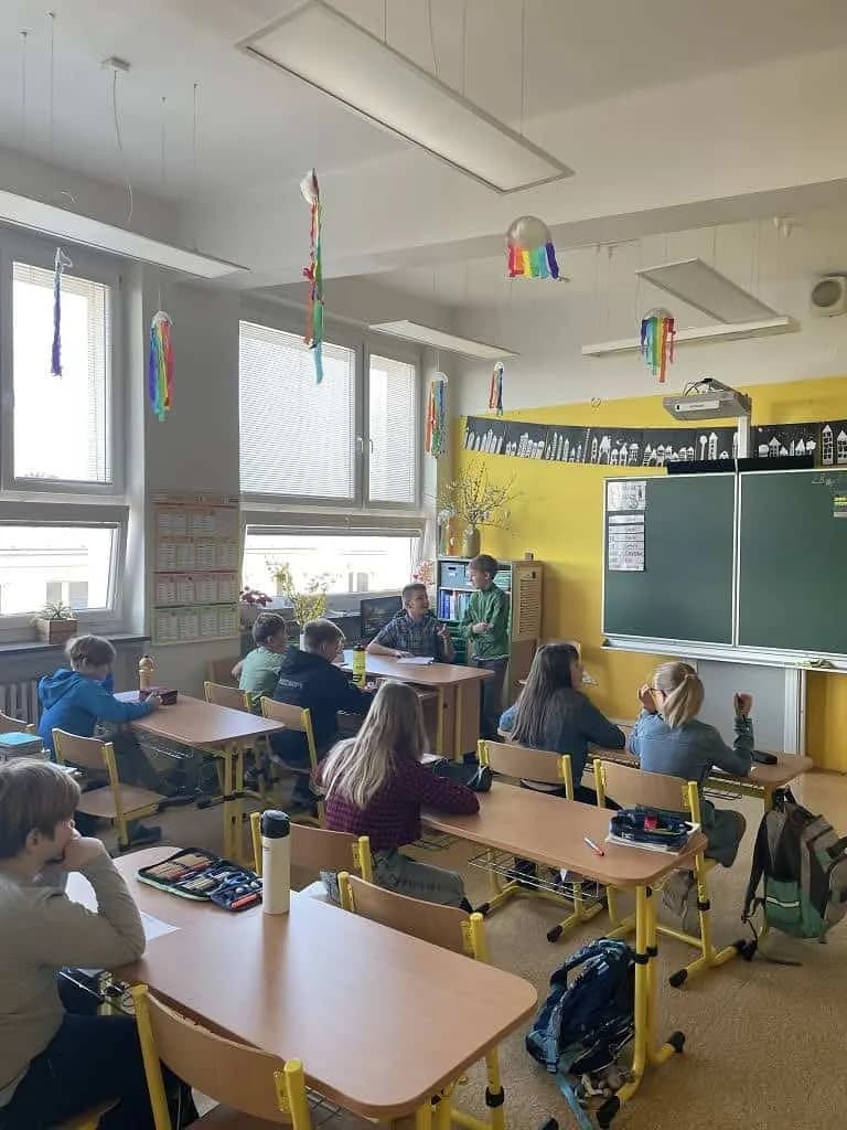 Fotografie z článku: Den Naruby