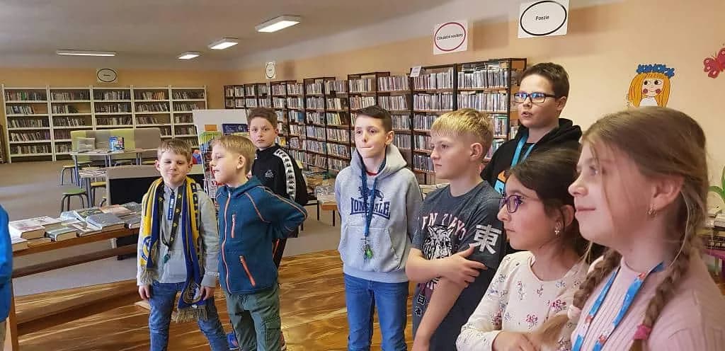Fotografie z článku: Veverky v knihovně