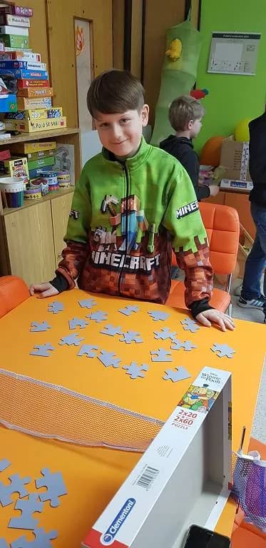 Fotografie z článku: Puzzliáda u Veverek