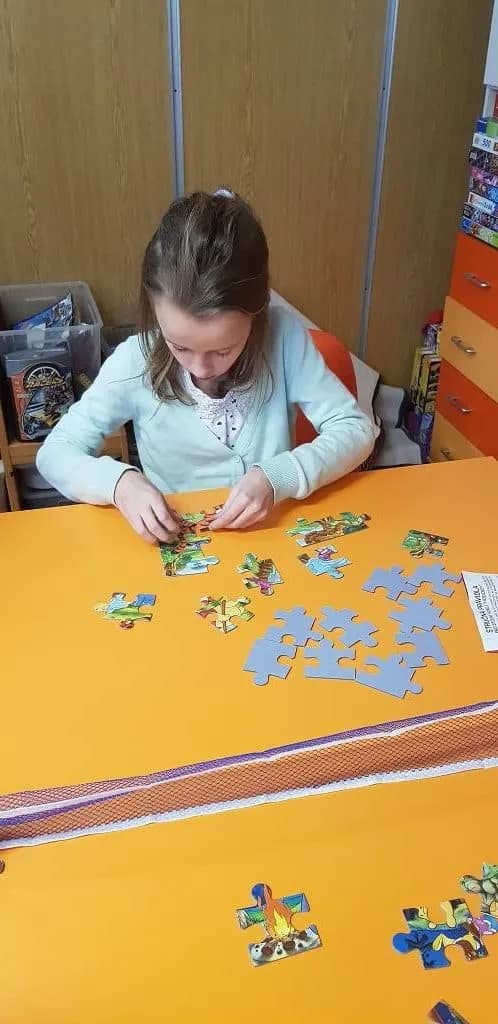 Fotografie z článku: Puzzliáda u Veverek