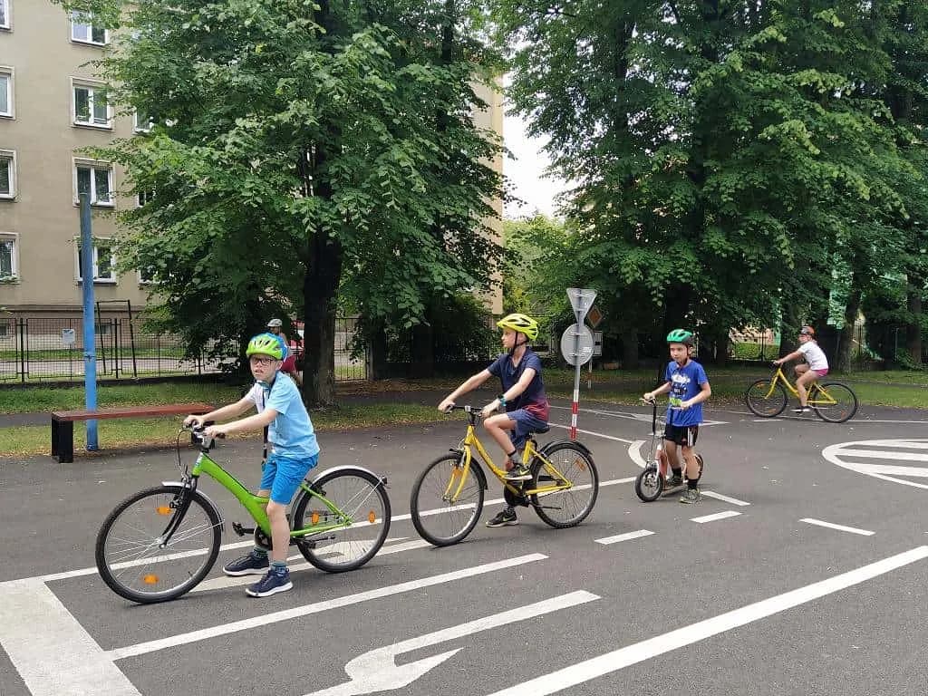 Fotografie z článku: Návštěva III. A na Atlase v Přerově