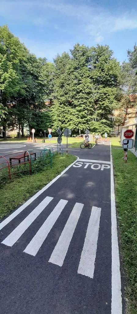Fotografie z článku: Dopravní výchova II.A ve Středisku volného času Atlas