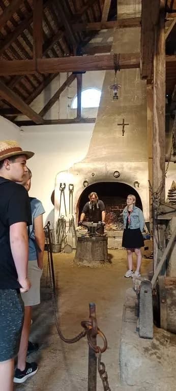 Fotografie z článku: Školní výlet VIII.A - Rožnov p. R.