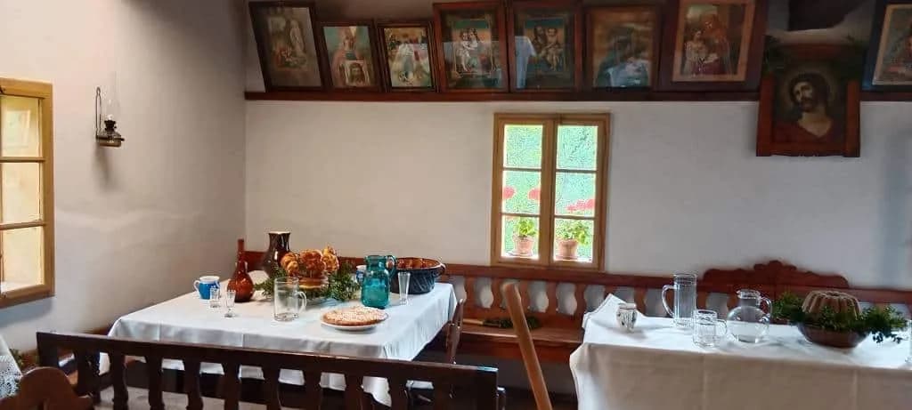 Fotografie z článku: Školní výlet VIII.A - Rožnov p. R.
