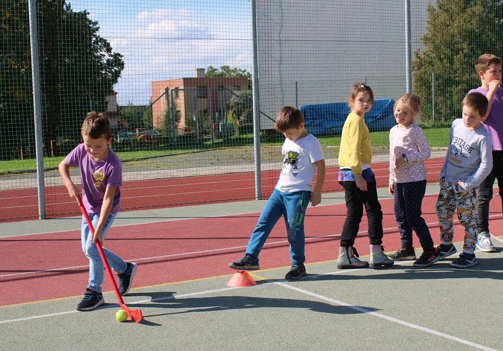 Fotografie z článku: Podzimní sportování u Smajlíků a Veverek