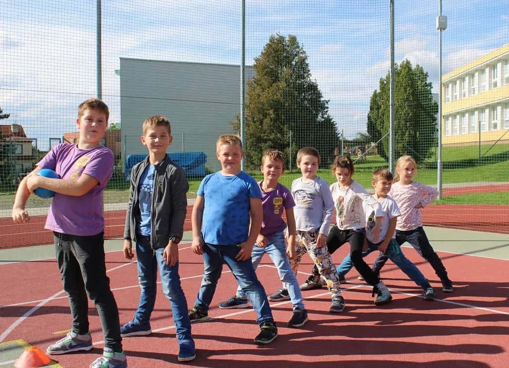 Fotografie z článku: Podzimní sportování u Smajlíků a Veverek